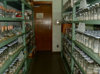 微生物培養室2