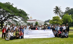 Group Photo 2.jpg